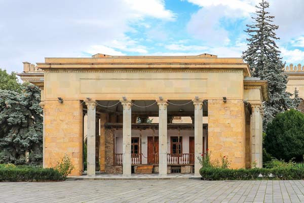 Joseph-Stalin-Museum-georgia